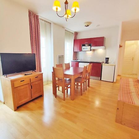 Ostal, T3, Centre Luchon, Wifi, Casier A Skis, Ascenseur, 6 Personnes Bagneres-de-Luchon Bagian luar foto