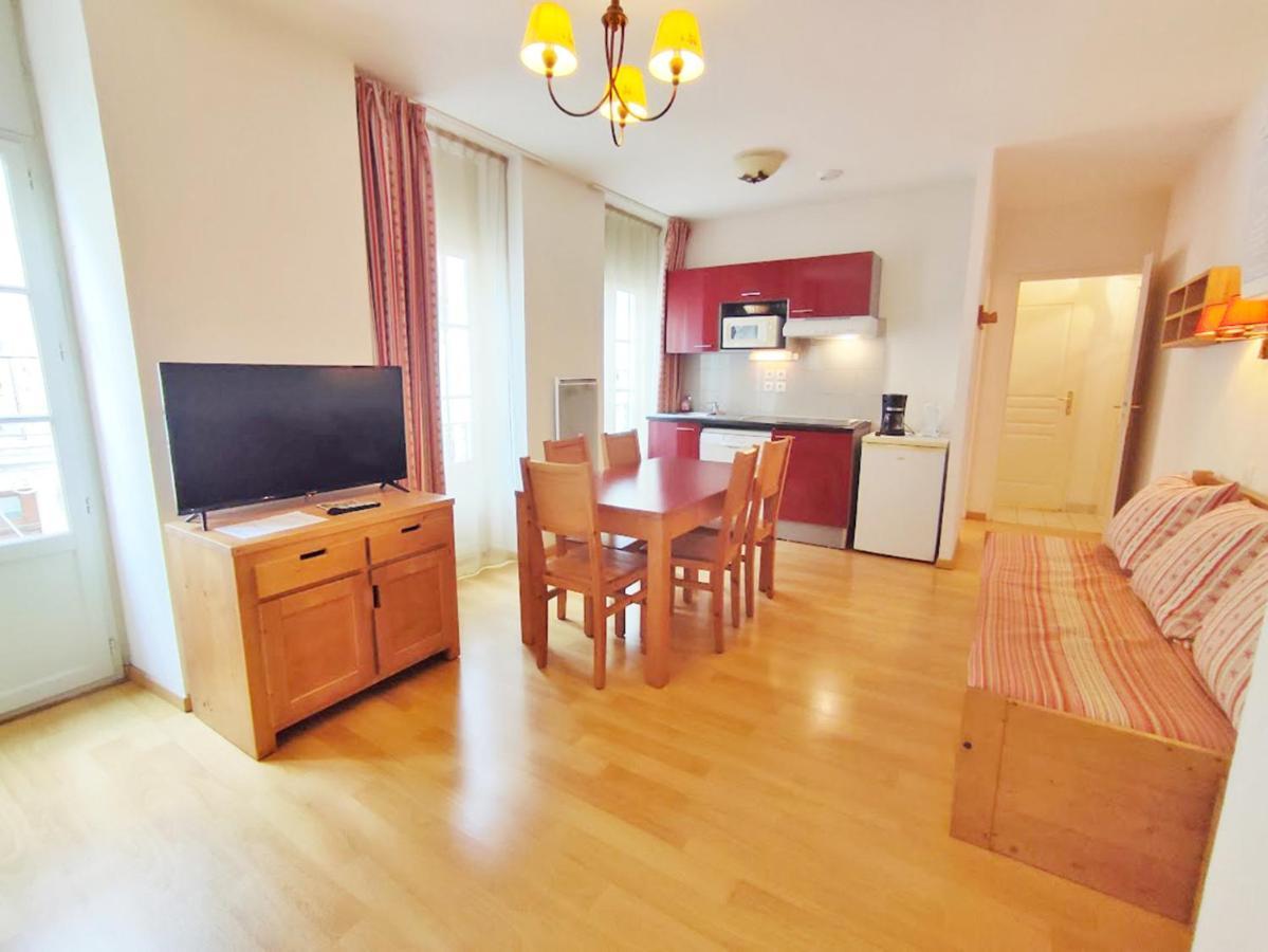Ostal, T3, Centre Luchon, Wifi, Casier A Skis, Ascenseur, 6 Personnes Bagneres-de-Luchon Bagian luar foto